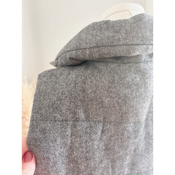Old Navy Gray Tweed Puffer Vest Women’s Large Zip Up Outdoor Gorpcore Layering - Picture 9 of 10
